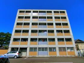 ヤマザキ・メゾンド・ファム