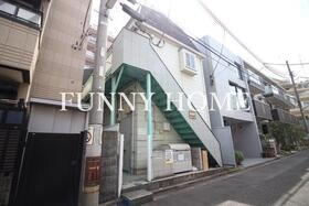 東京都世田谷区三軒茶屋１ 2階建 築33年