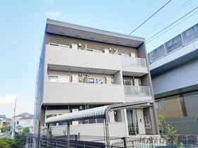 神奈川県大和市下鶴間 3階建 築1年10ヶ月