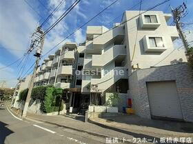 ライオンズマンション下赤塚第３ 5階建