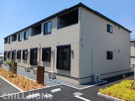 群馬県伊勢崎市三室町 2階建 築1年未満