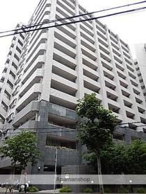 愛知県名古屋市東区泉１ 15階建 築18年8ヶ月