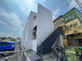 兵庫県尼崎市水堂町１ 2階建 築6年9ヶ月