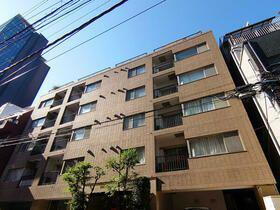 東京都新宿区西新宿７ 8階建 築23年4ヶ月