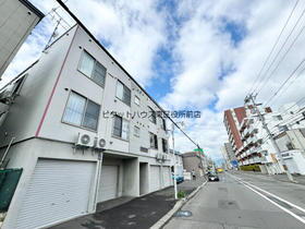 北海道札幌市東区北二十一条東１７ 地上2階地下1階建 築14年9ヶ月