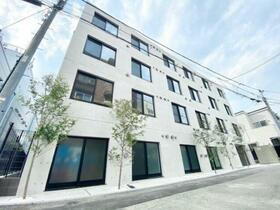 東京都中野区弥生町５ 4階建
