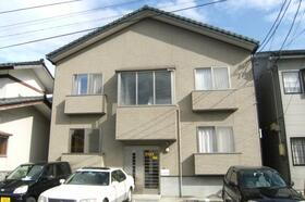 新潟県新潟市東区中山７ 2階建