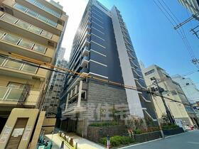 大阪府大阪市中央区内淡路町１ 15階建 築5年10ヶ月