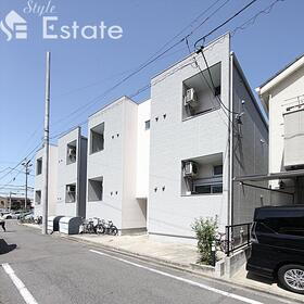 愛知県名古屋市西区菊井１ 2階建 築10年5ヶ月