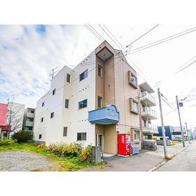 北海道札幌市北区北三十七条西３ 3階建 築31年6ヶ月