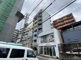 愛知県名古屋市東区泉３ 9階建 築3年11ヶ月