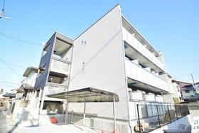 大阪府茨木市橋の内３ 3階建 築8年2ヶ月
