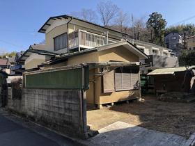 神奈川県足柄上郡松田町神山 2階建