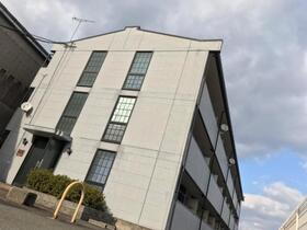 兵庫県姫路市飾磨区英賀 3階建