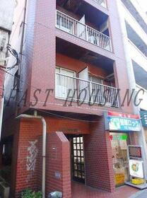 東京都渋谷区笹塚１ 7階建