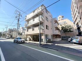 東京都板橋区氷川町 4階建