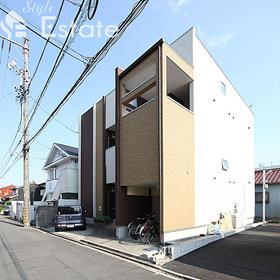 愛知県名古屋市中村区角割町１ 2階建 築10年6ヶ月
