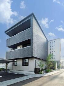 シャーメゾンＭＯＴＯＹＡＭＡ 3階建