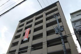 兵庫県神戸市兵庫区湊町４ 8階建 築9年4ヶ月