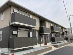 カザ　オリーブＥＡＳＴ 2階建