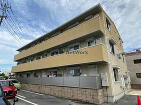 熊本県熊本市南区良町２ 3階建 築7年10ヶ月