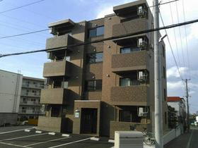 北海道札幌市豊平区平岸四条１７ 4階建 築8年4ヶ月