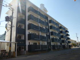 グリーンヒルズ土山 5階建