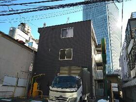 レオネクストシルビー赤坂 3階建