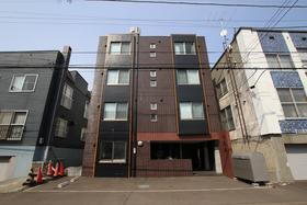北海道札幌市豊平区平岸三条２ 4階建 築12年10ヶ月