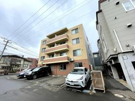 北海道札幌市西区二十四軒三条５ 4階建 築11年5ヶ月