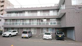 北海道札幌市西区西野四条３ 3階建 築25年