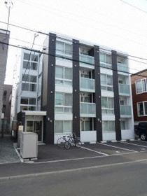 北海道札幌市西区二十四軒三条５ 4階建 築11年6ヶ月