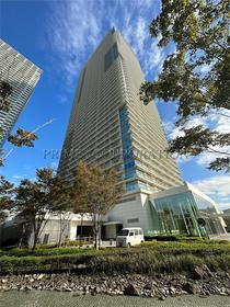 ザ・パークハウス晴海タワーズ　クロノレジデンス 地上49階地下2階建