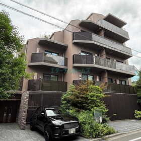 東京都新宿区市谷加賀町２ 賃貸マンション