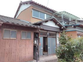 新潟県五泉市赤海１ 2階建