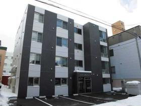 北海道札幌市豊平区平岸三条６ 4階建 築8年5ヶ月