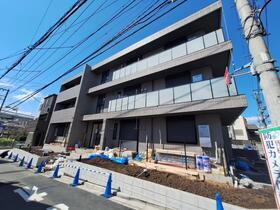 東京都豊島区上池袋２ 3階建 