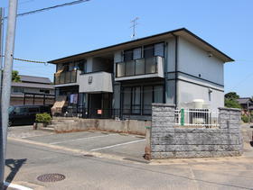 福岡県北九州市小倉南区横代南町１ 2階建