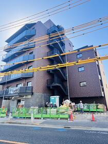 東京都世田谷区用賀４ 7階建 