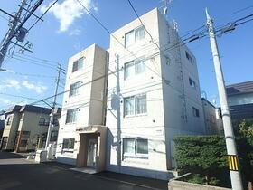 コムズ　ＴｉＴｉ 4階建