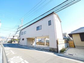 奈良県奈良市四条大路１ 2階建 築45年5ヶ月