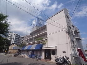兵庫県神戸市長田区上池田３ 4階建