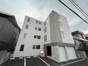 北海道札幌市北区北二十一条西２ 4階建 築1年