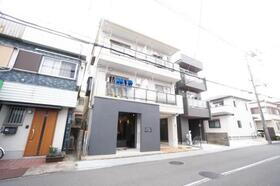 ピュア茨木 3階建