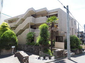 愛知県名古屋市千種区向陽町３ 地上3階地下1階建 築19年5ヶ月