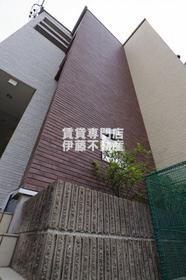 愛知県名古屋市西区上小田井１ 2階建 築9年11ヶ月