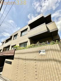 東京都新宿区下落合４ 地上3階地下1階建 築21年6ヶ月