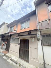 大阪府大阪市西成区千本南２ 2階建
