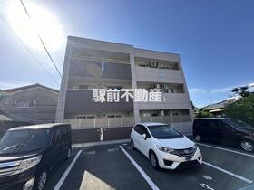 カーネリアン本町 3階建