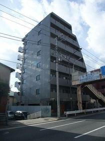 東京都目黒区柿の木坂３ 8階建 築21年10ヶ月